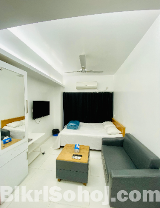 Rent 1 Room Studio  Apartment in Bashundhara R/A